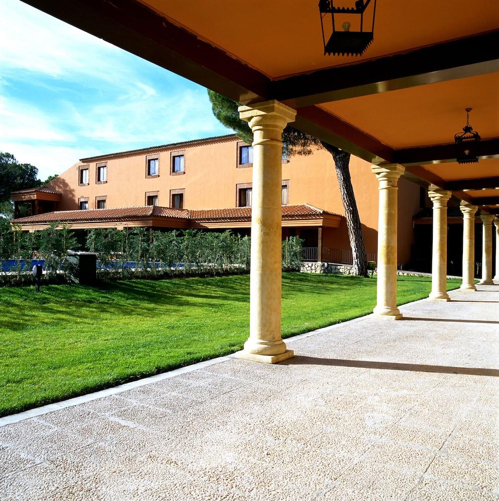 Parador De Tordesillas Exterior photo